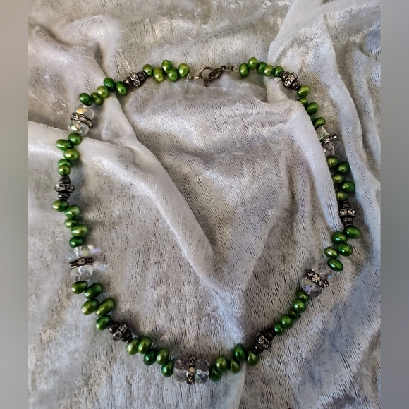 Source Unknown Jewelry - Real Green Dyed Pearl Necklace - 18 Inches Cystal AB Beads Rhinestone Spacers